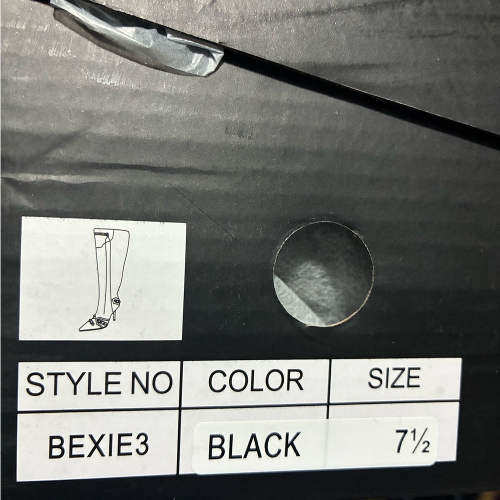 Black Pointed-Toe Stiletto Knee-High Boot - Picture 5 of 5